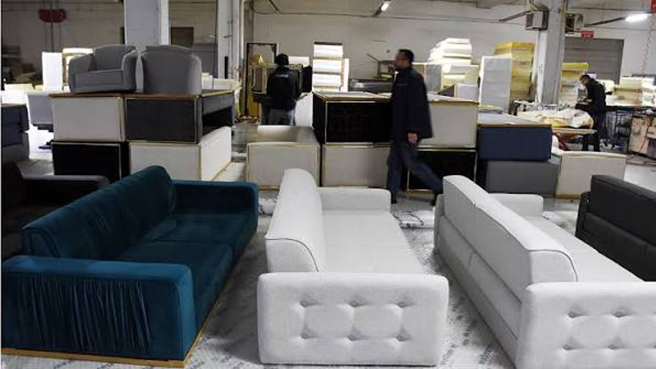 İstanbul Yenibosna'da Öğrencilere ve Yeni Evli Çiftlere Yönelik Mobilya İndirimleri Başladı