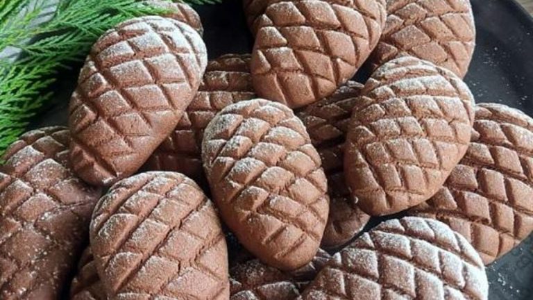 AKCİĞERLERİ TEMİZLER: Çam Ezmesinin Faydaları Nelerdir? Çam kozalağı ezmesi ne için kullanılır?