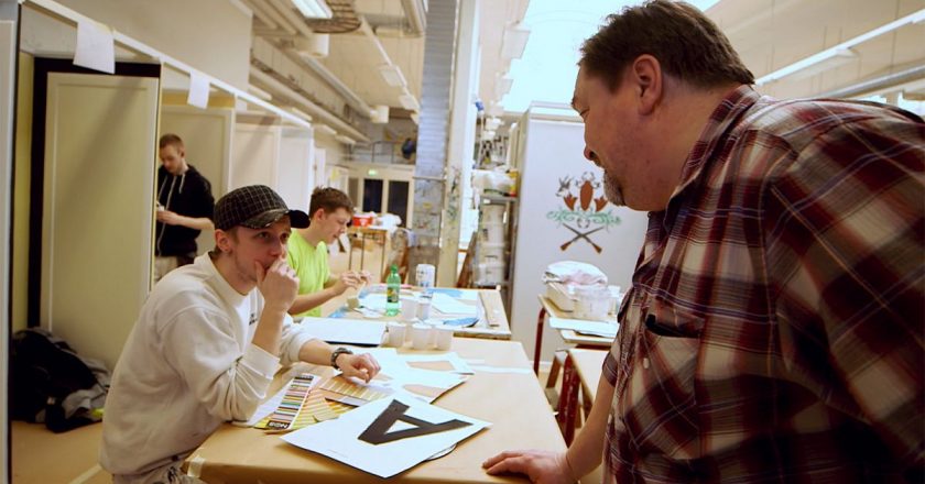 İş dünyası için yeni nesiller hazırlamak için başarı yolu: Mesleki eğitim kursları