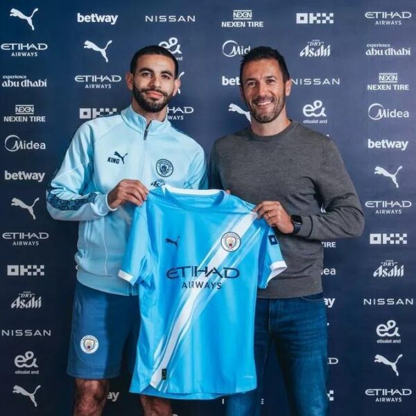 Manchester City, yeni alıcı transfer ile 5 yıllık bir sözleşme imzaladı
