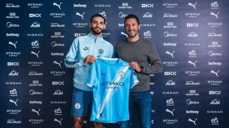 Manchester City, yeni alıcı transfer ile 5 yıllık bir sözleşme imzaladı