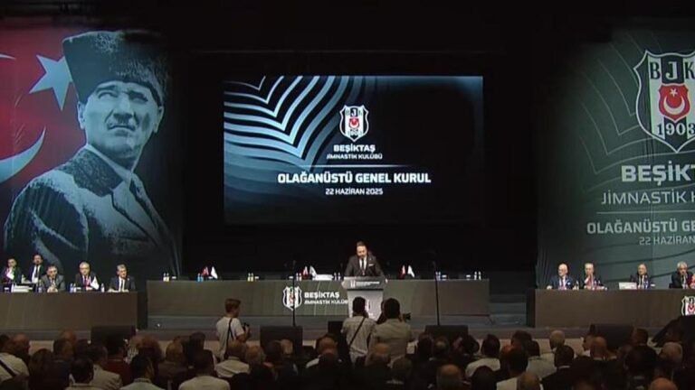 Genel Kurul’un olağanüstü toplantısı Beşikta’da başladı