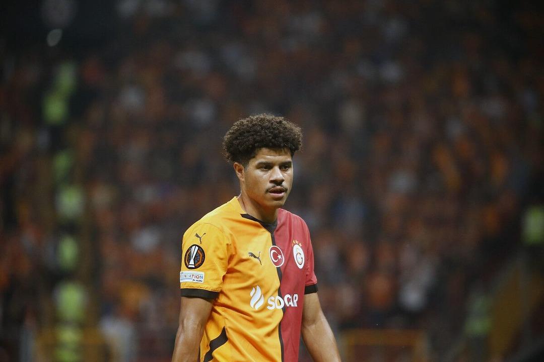 Brezilyalı Galatasaray oyuncusu Gabriel Sara, ESPN Brasil'e açıklama yaptı! Alex de Souza ve Fenerbahce gündemdeydi ... 10