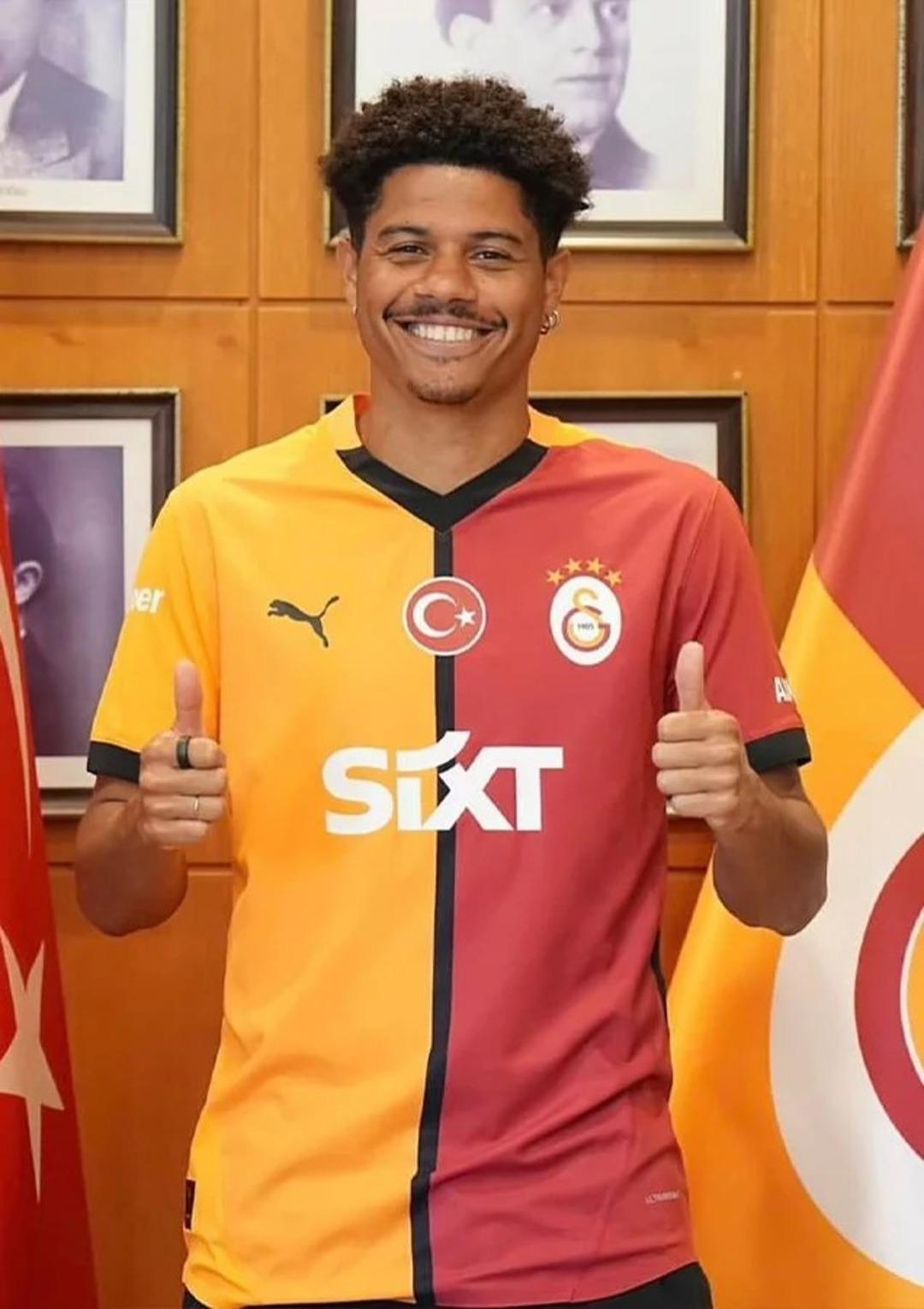 Brezilyalı Galatasaray oyuncusu Gabriel Sara, ESPN Brasil'e açıklama yaptı! Alex de Souza ve Fenerbahce gündemdeydi ... 12