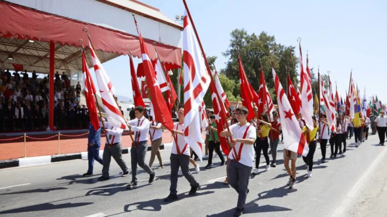 Kıbrıs’ın barış operasyonunun 51. yıldönümü: “Türkler katliamlarla korundu” – Türkiye haberlerini kırmak