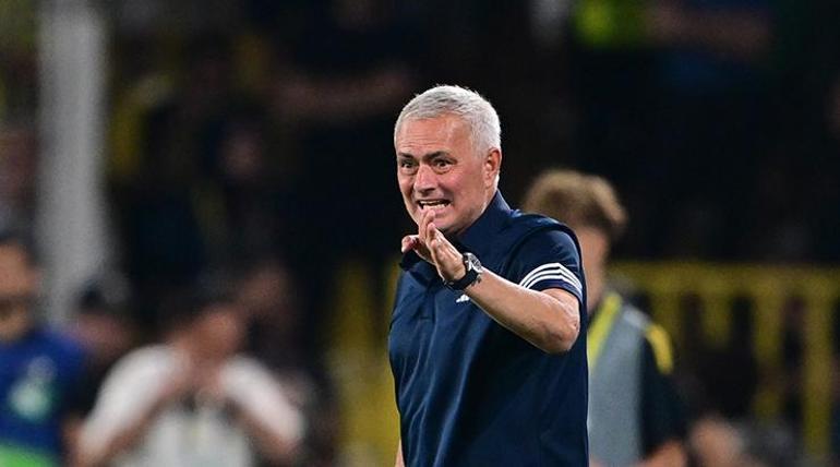 Jose Mourinho: Tur hala ortada