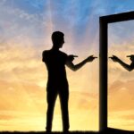 Narizm nedir, bu ne anlama geliyor? Narsisistik kişiliğin özellikleri nelerdir?