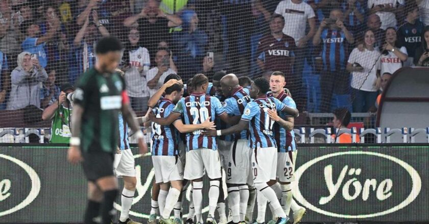 Trabzonspor sezonu 3 puanla açtı: Kocaelispor bir golle iptal etti