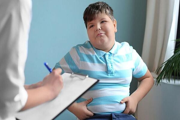 Ebeveynlerin dikkati! Obez çocuk sayısı, obez olmayan çocukların sayısını aştı