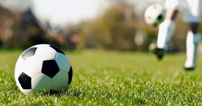 Futbol taraftar kültürü ve sosyal etkileri