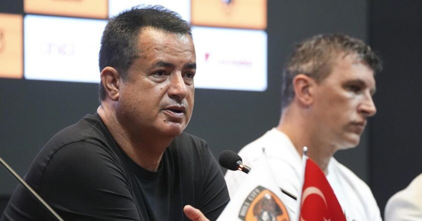 Hull City bir kez daha kazandı! 5 gollü düello…