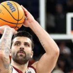 Galatasaray’da Eski Kaptana Şok Suçlama! Küfür Krizi Derinleşiyor… Göksenin Köksal’dan Yanıt Geldi