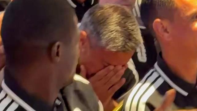 Dünya Kupası finalini yöneteceğini öğrendikten sonra gözyaşlarına hakim olamadı!